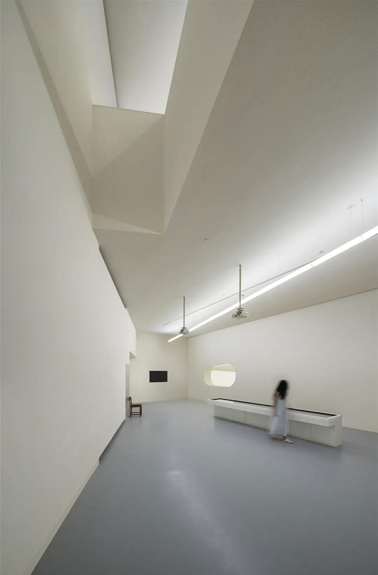 1605851825875097.jpg 華茂展柜2.jpg