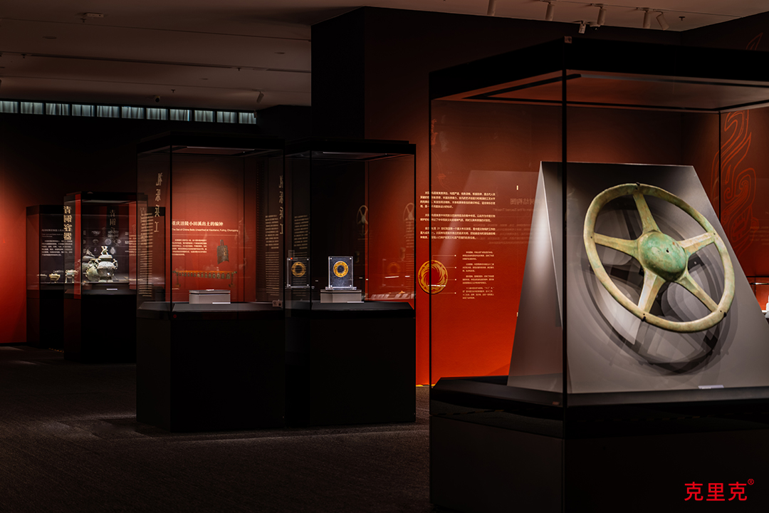 1740967766355395.jpg 三星堆與金沙的神秘魅力再現(xiàn)_克里克展柜